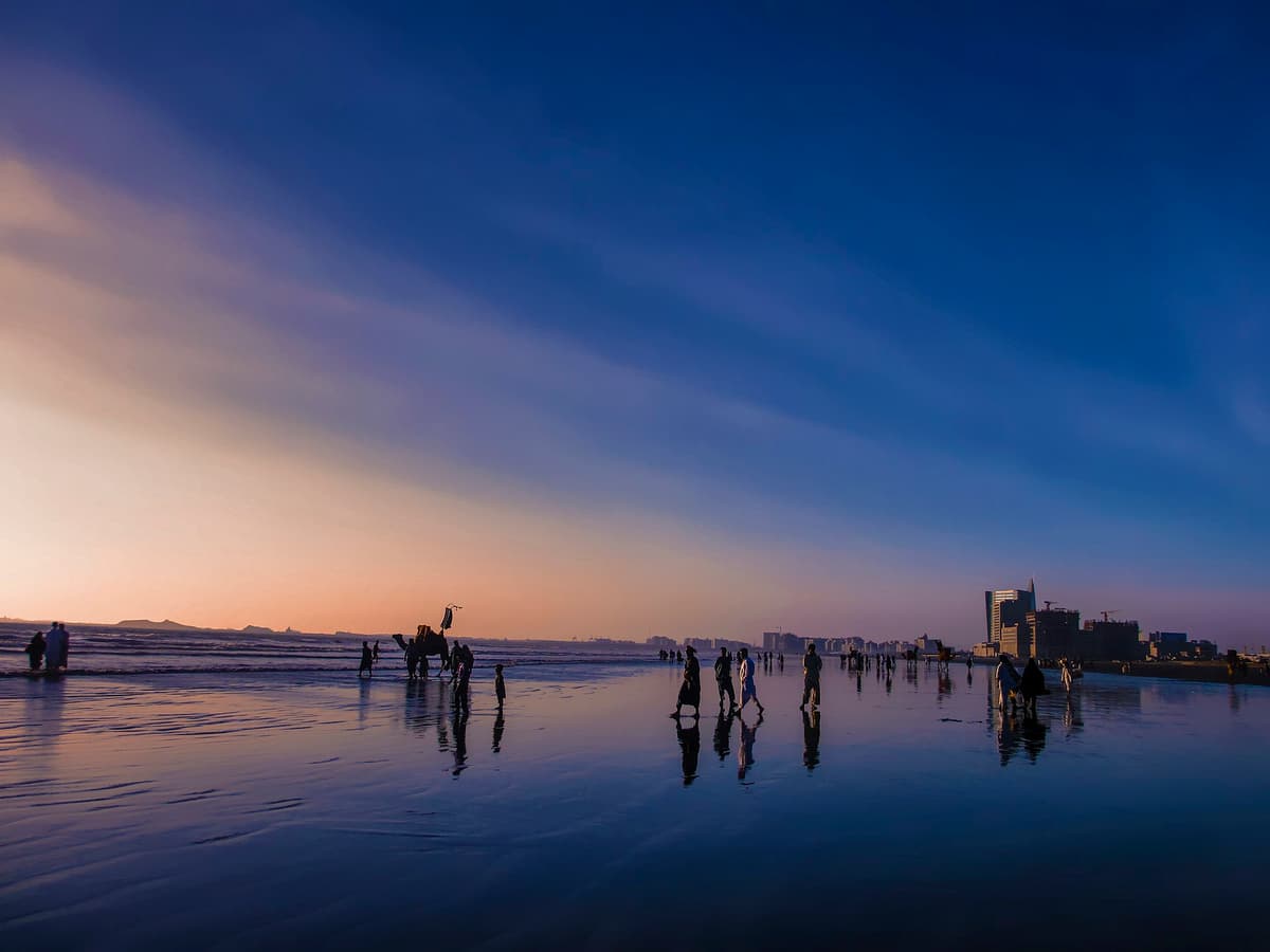 Exploring Karachi: Top 8 Must-Visit Gems 🇵🇰